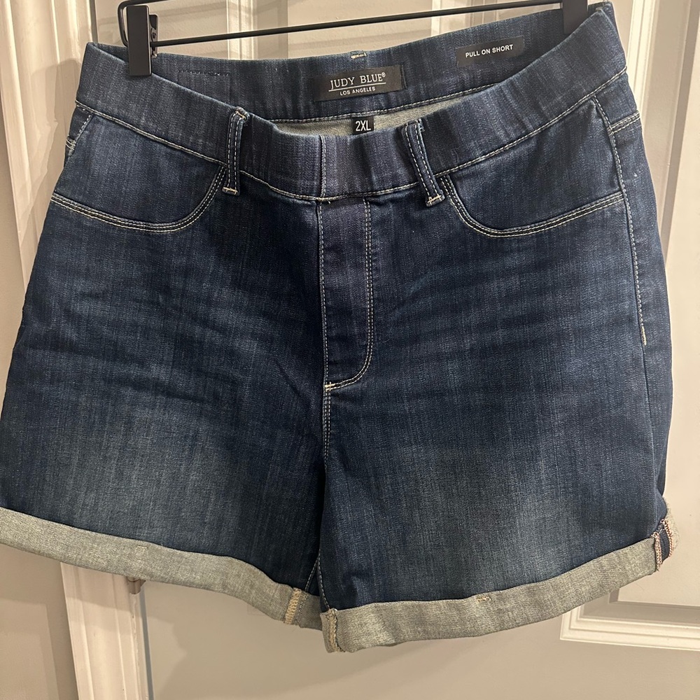 Judy Blue Blue Jean Shorts Classic Design